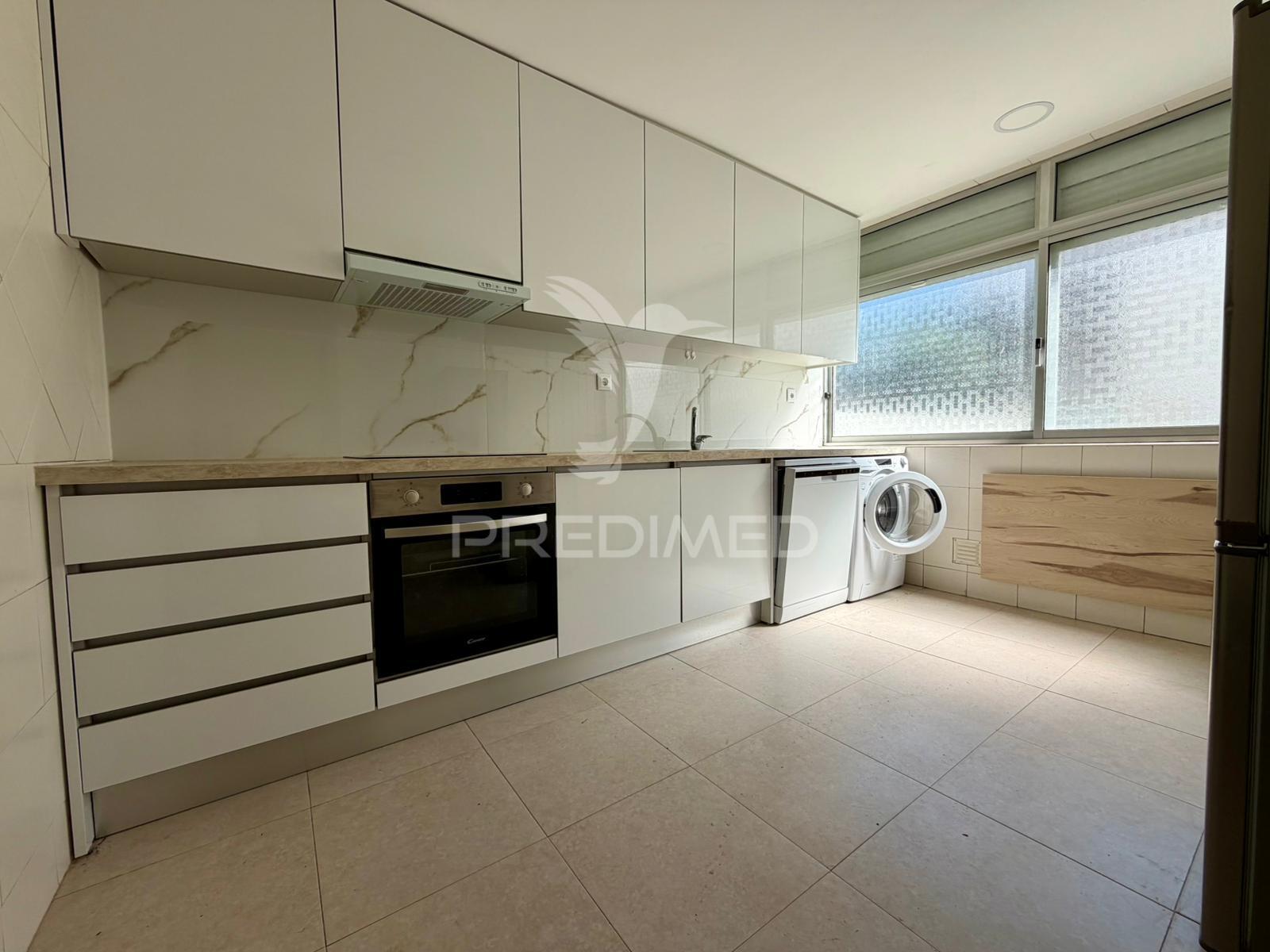 Apartamento t3 com quintal setúbal