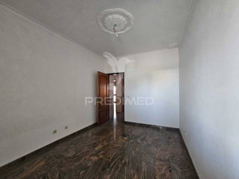 Exclusivo apartamento t4 com varandas e terraço a 500m da praia fluvial – gaio rosário
