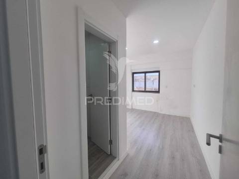 Apartamento  duplex na costa da caparica
