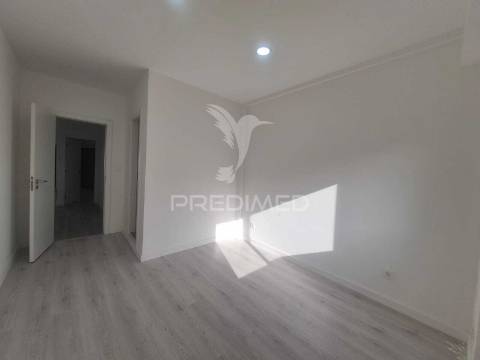 Apartamento  duplex na costa da caparica