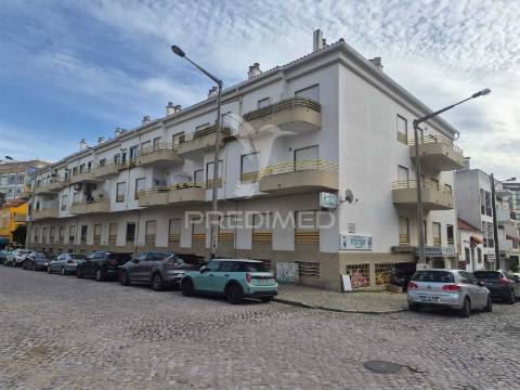 Apartamento  duplex na costa da caparica