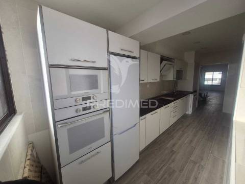 Apartamento  duplex na costa da caparica
