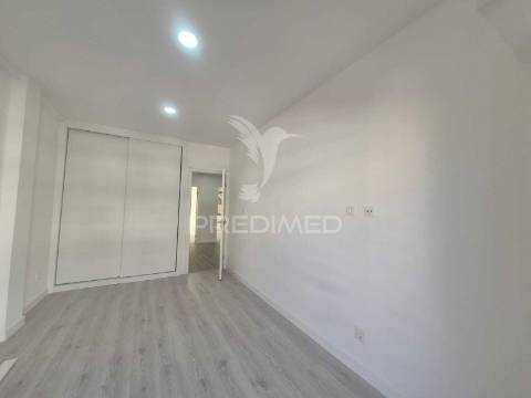 Apartamento  duplex na costa da caparica