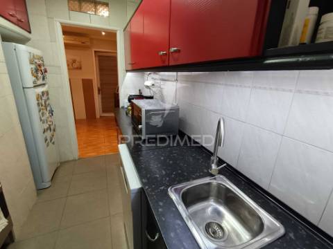 Apartamento t4 espaçoso em zona privilegiada de elvas