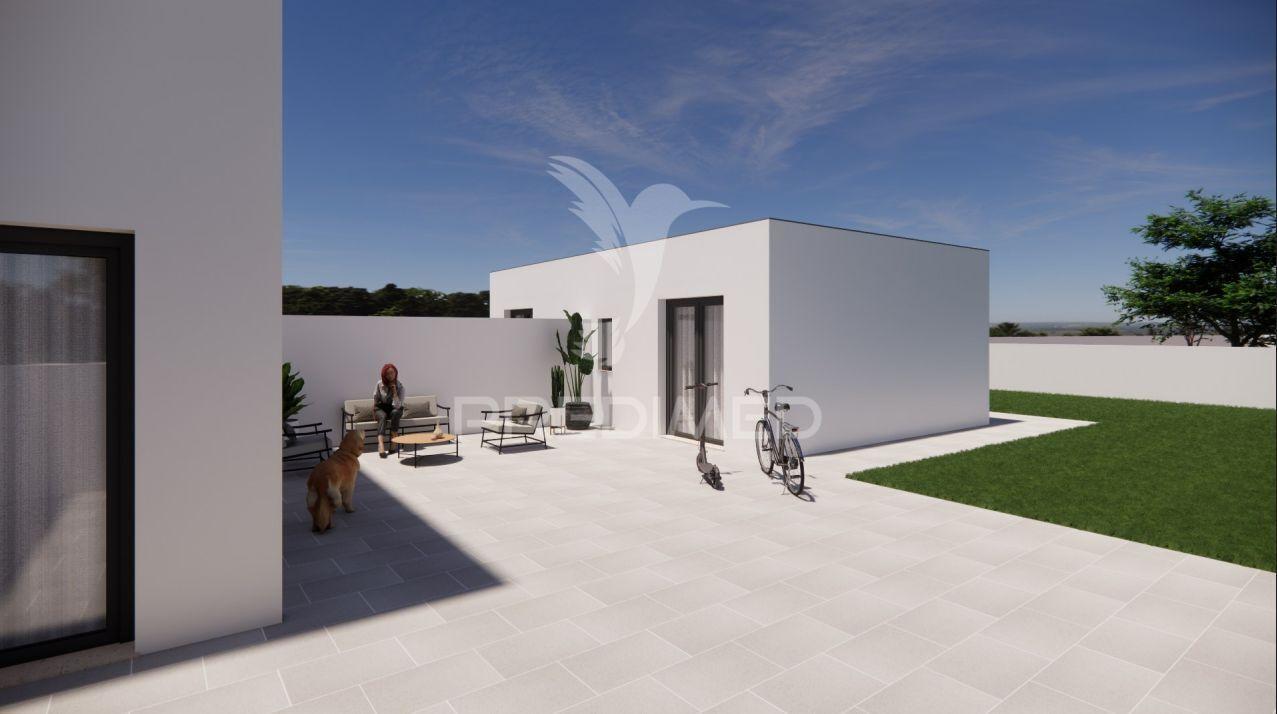 Moradia t3 em bonsucesso aradas