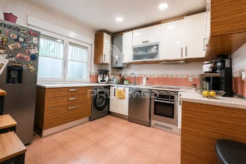 Moradia t4 condominio privado