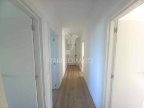 Apartamento t2 remodelado em abrantes