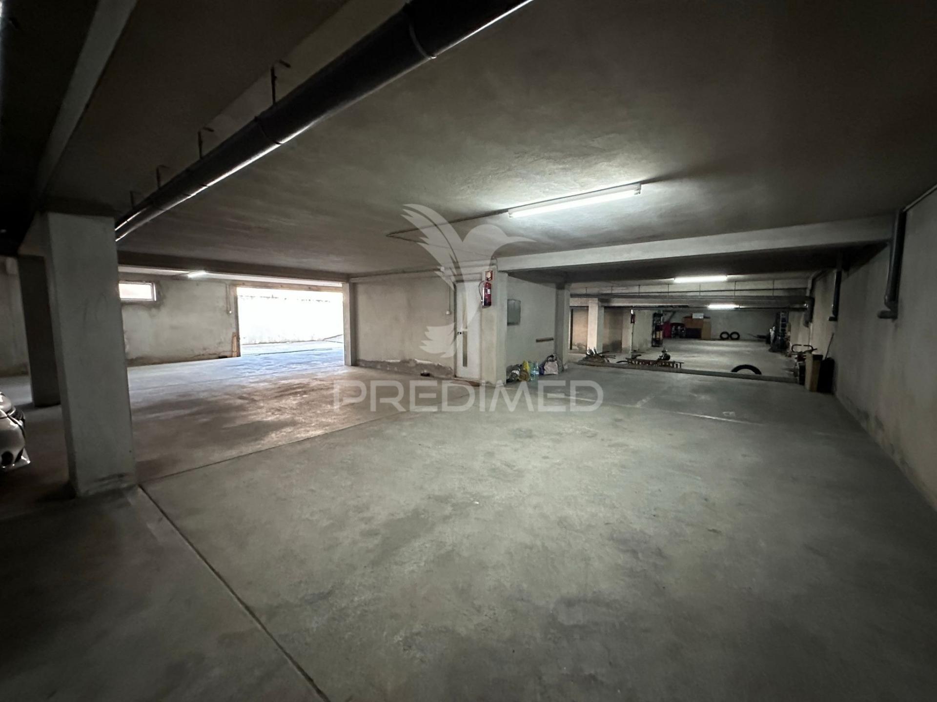 Elegante apartamento t3 no mindelo com excelente luminosidade