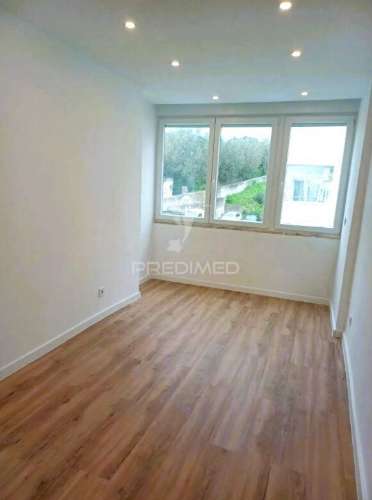 Apartamento t2 em odivelas