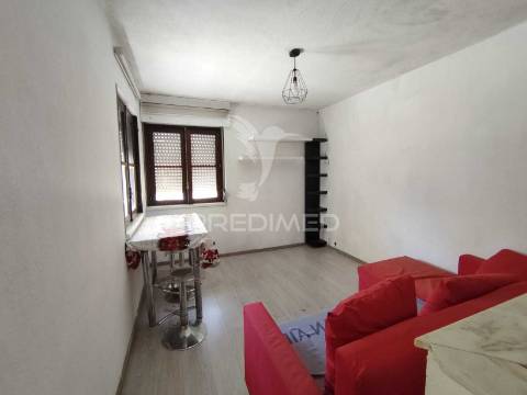 Apartamento t1 na fonte da prata.