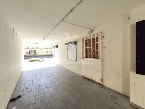 Apartamento t1 na fonte da prata.