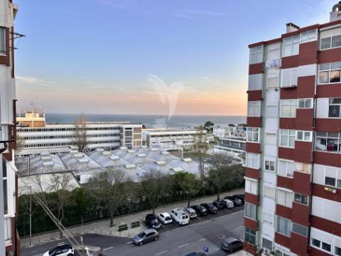Apartamento t0 remodelado com vista mar