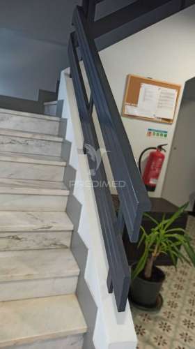 Apartamento t1 para arrendamento renovado - aldeia de paio pires