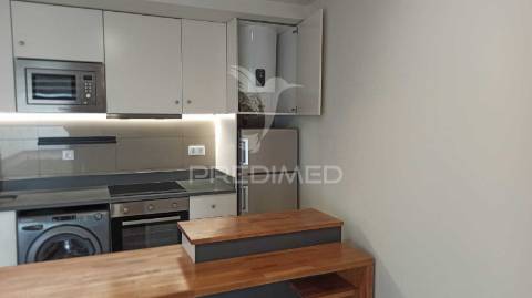 Apartamento t1 para arrendamento renovado - aldeia de paio pires