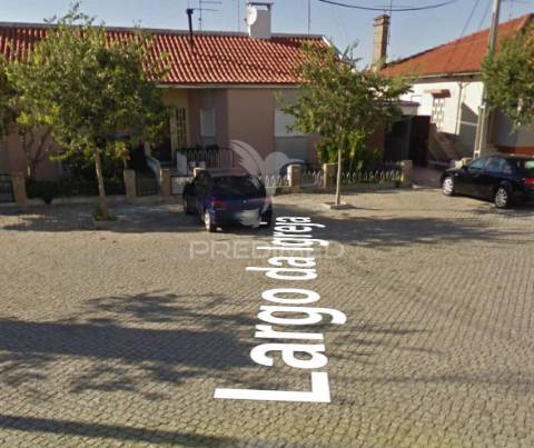 T3 no largo da igreja, elvas