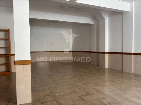 Loja | casais mem martins | arrendamento
