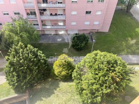 Apartamento t2 para arrendamento - real, braga