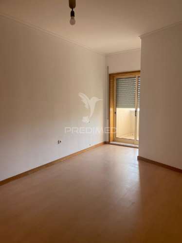 Apartamento t2 para arrendamento - real, braga