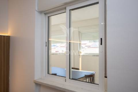 Moradia t4 com parqueamento (centro de setúbal)