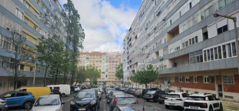 T3 benfica rua eng nobre guedes remodelada
