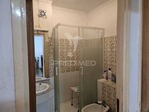 Apartamento, t3, duas garagens, mira-sintra