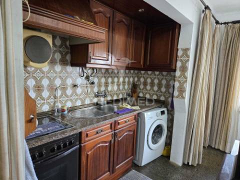 Apartamento, t3, duas garagens, mira-sintra