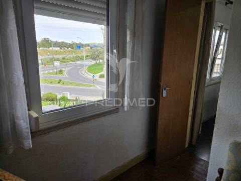 Apartamento, t3, duas garagens, mira-sintra