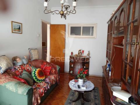 Excelente t3 na cova da piedade – almada | 90m² | varandas | ótima localização