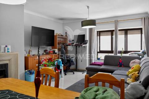 Apartamento t3 com garagem em  algueirão, mem martins, sintra