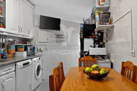 Apartamento t3 com garagem em  algueirão, mem martins, sintra