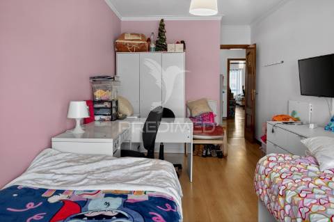 Apartamento t3 com garagem em  algueirão, mem martins, sintra
