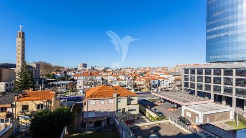 Penthouse t4  nas antas, porto