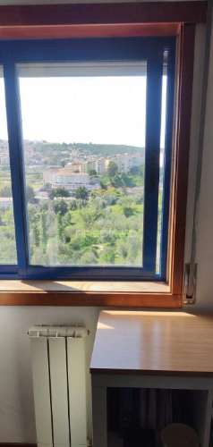 Apartamento t2 com parqueamento em santo antónio dos cavaleiros (loures)