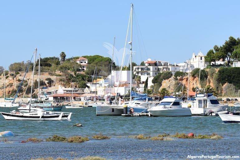 Moradia em alvor: o projeto ideal para investimento ou habitação própria