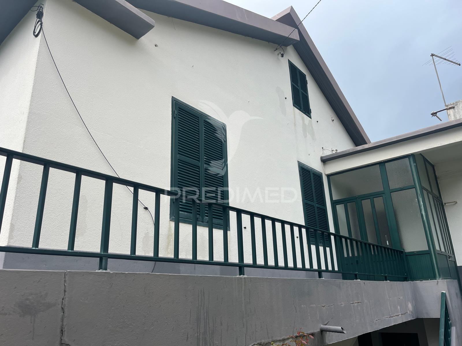 Moradia t3 com 1.000m2 de terreno em s. vicente