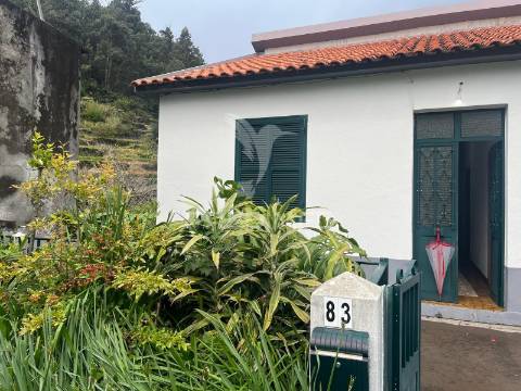 Moradia t3 com 1.000m2 de terreno em s. vicente