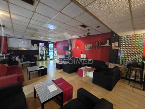 Oportunidade trespasse de bar & clube de bilhar
