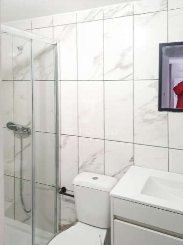 Moradia composta de 2 apartamentos t1 remodelados