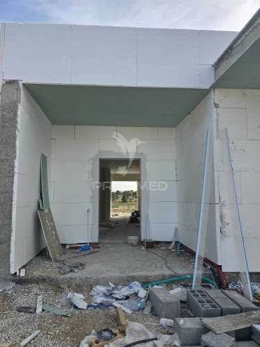 Moradia térrea de luxo | 5.000m² | piscina | ginásio | cinema privado | quinta do anjo