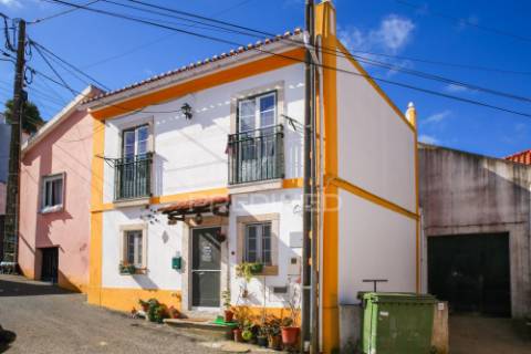 Moradia t2 em ribafria - alenquer