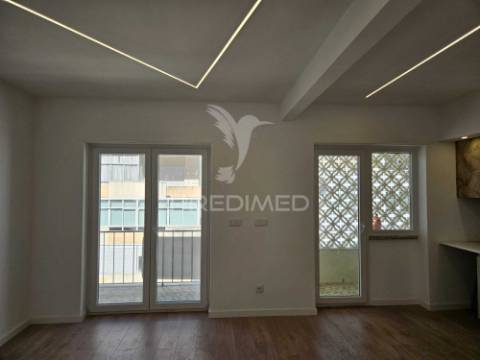 Apartamento  amadora t2 remodelada