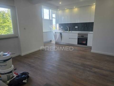 Apartamento  amadora t2 remodelada