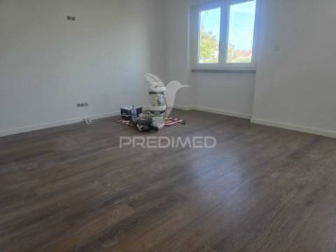 Apartamento  amadora t2 remodelada