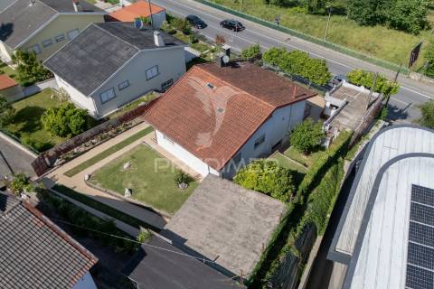 Moradia t4 | barbudo, vila verde | excelente localização