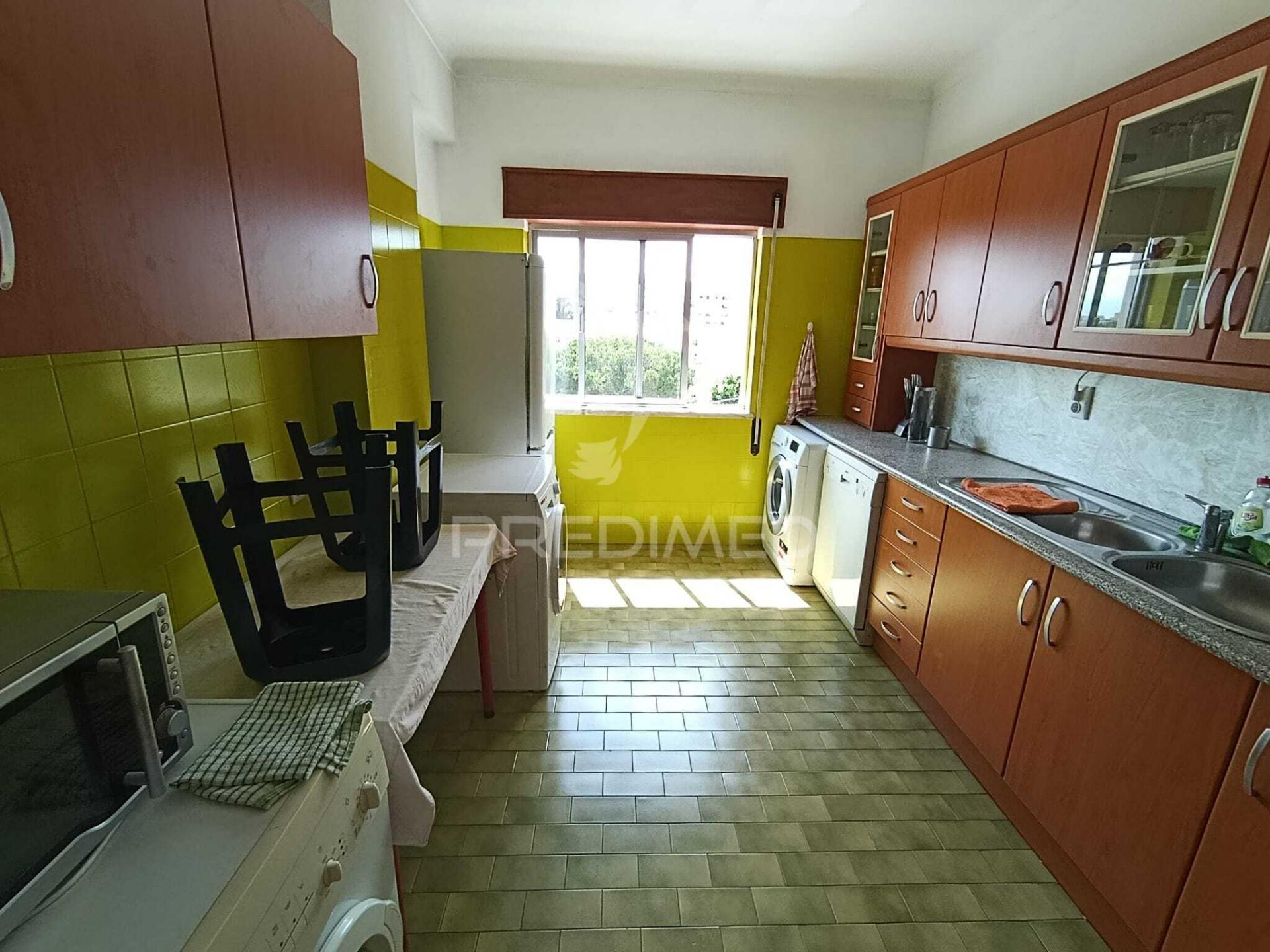 Vende-se t2 – zona do liceu | setúbal
