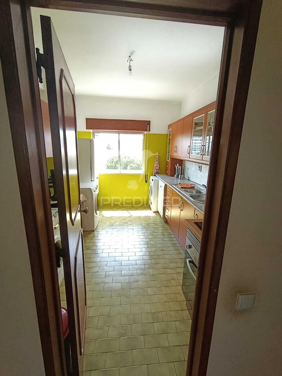Vende-se t2 – zona do liceu | setúbal