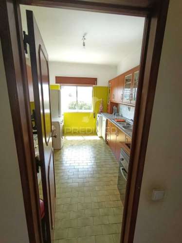 Vende-se t2 – zona do liceu | setúbal