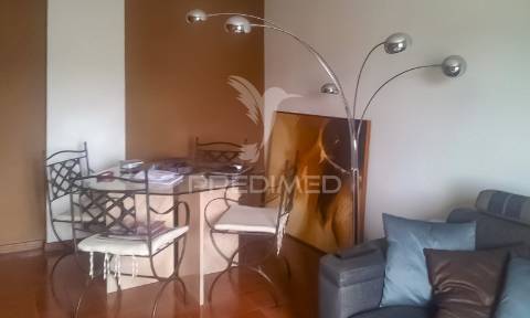 Vende-se t2 – zona do liceu | setúbal