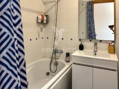 T1 duplex com terraço privado na charneca da caparica