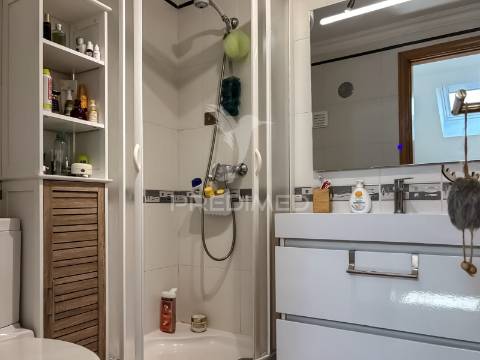 T1 duplex com terraço privado na charneca da caparica
